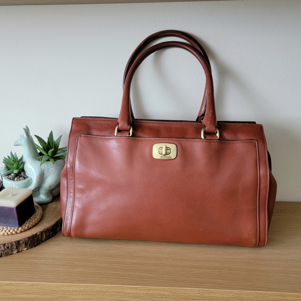 Vintage COACH Elegant Brown Leather Handbag RARE